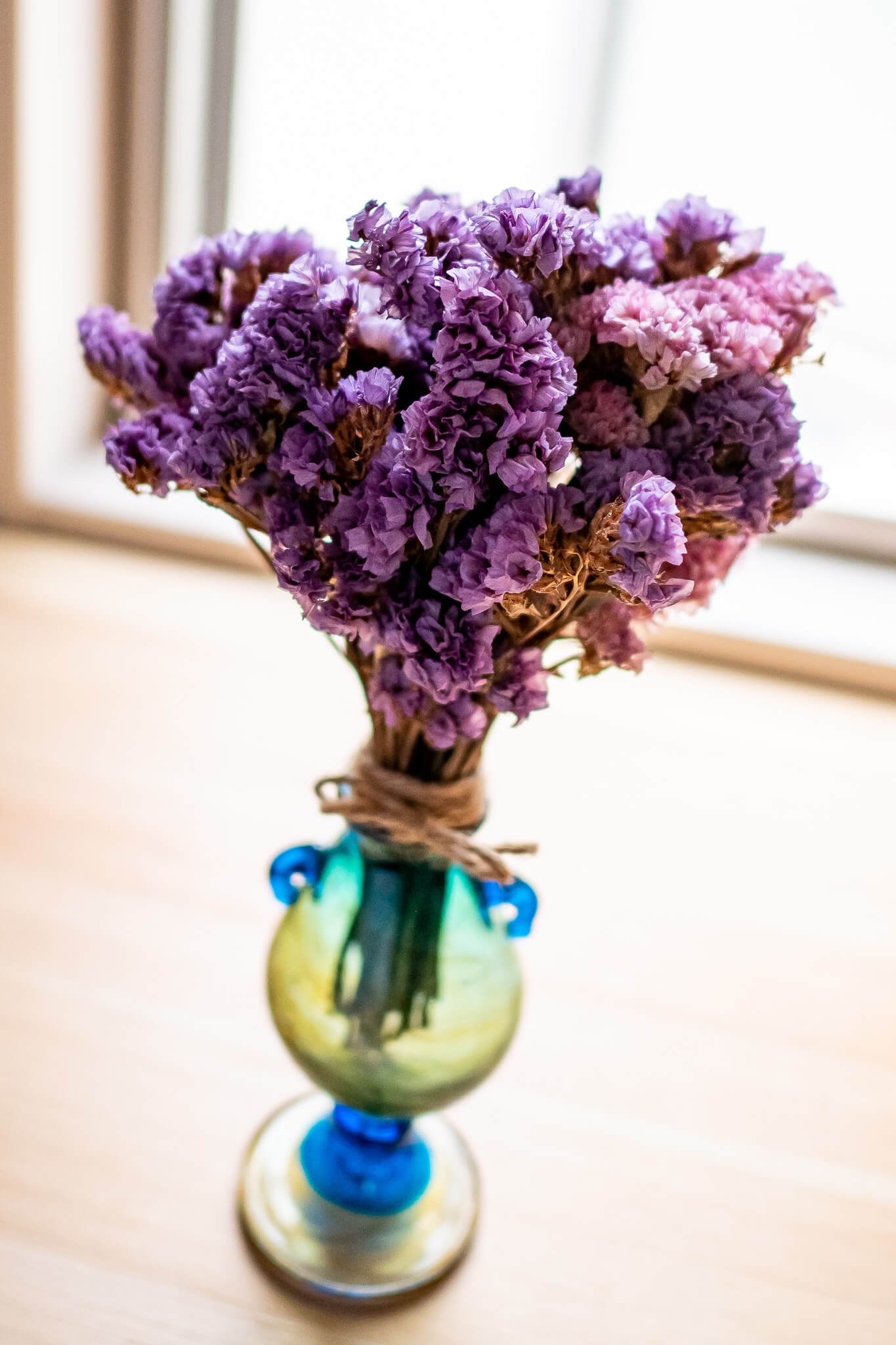 花瓶とドライフラワー